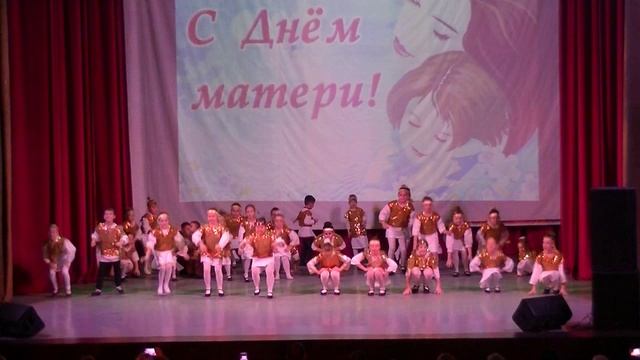 танцевальный коллектив "NonStop" - "Братцы" смотреть онлайн