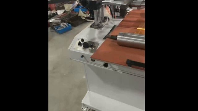 FPM-550 - система наклейки флексографских форм на формный цилиндр с нижним расположением камер - 1 смотреть онлайн