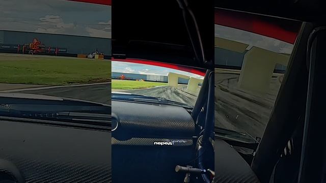 Артем Шабанов въехал в гардрейл на MRW смотреть онлайн