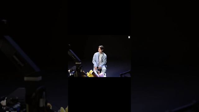 Мин Юнги женись на мне. Мэри ми Юнги.  Он вам ответит на этот вечный вопрос. #бтсбантан_шуга