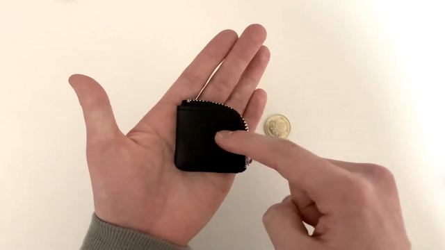 世界最小の小銭入れを手に入れました / CHIP смотреть онлайн