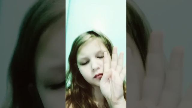 про сигареты #корочи я у Сашкиной девушки брала Саша это мой брат но Сашка не знал это секрет🤫 смотреть онлайн