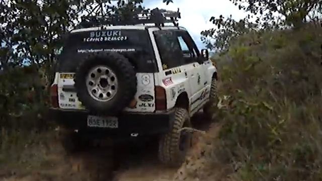 VITARA CAVALO BRANCO - TRILHA DO CALANGO DE BUTINA смотреть онлайн