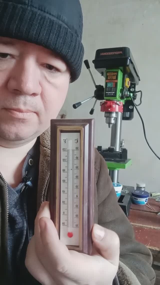 В мастерской как в холодильнике смотреть онлайн