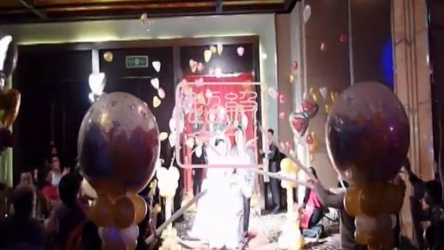 Balloons Exploder.mpg смотреть онлайн