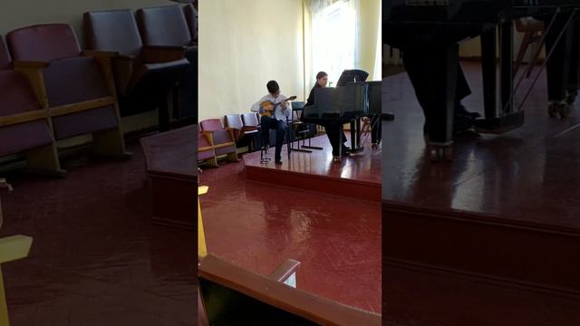 Романс "Мамині руки", С.Грицаєнко. Домра, Макар Бондаренко, 14 років смотреть онлайн