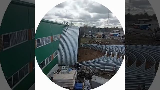 Подъем краном #строительство #стройка #москва #shorts смотреть онлайн