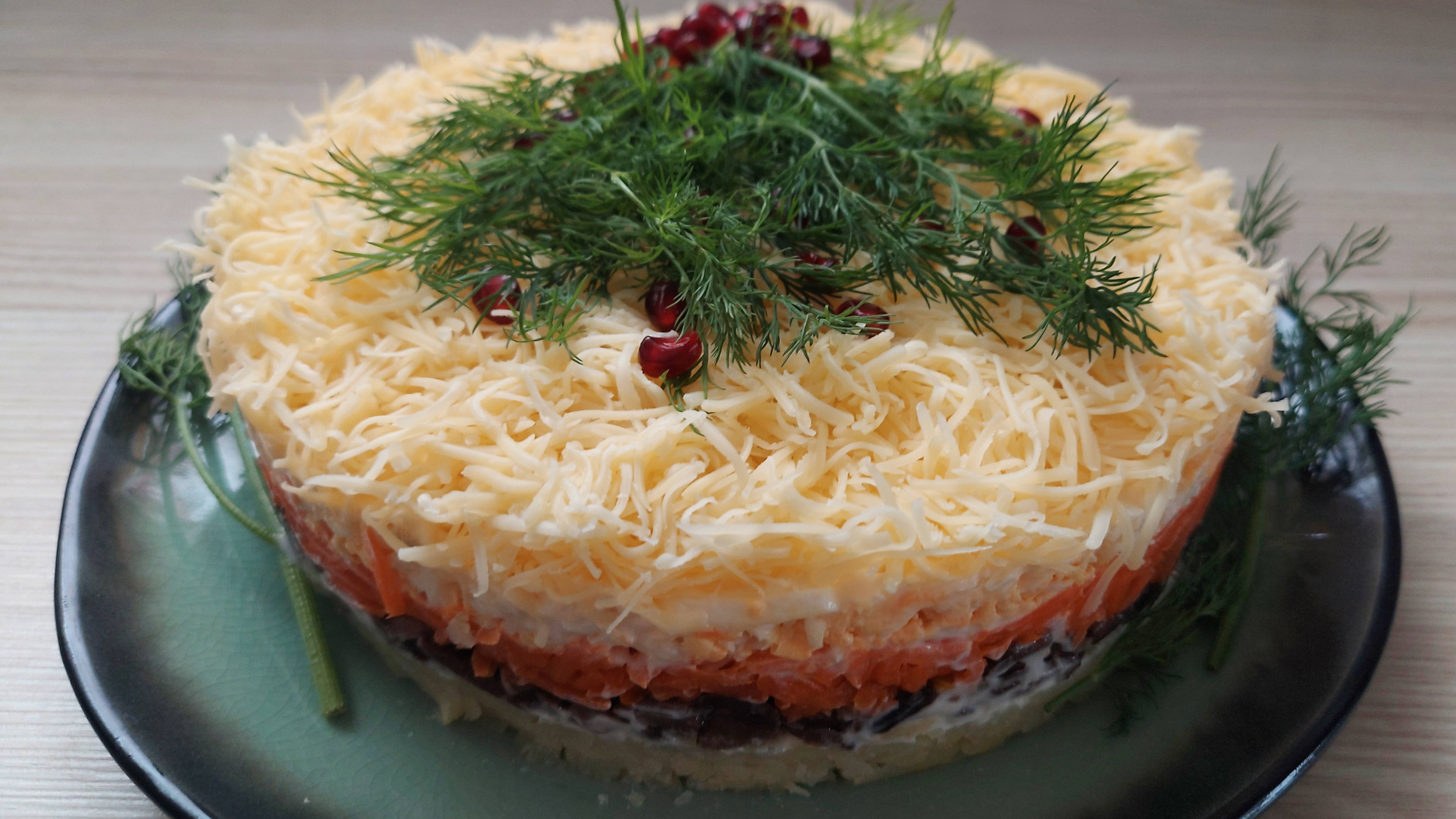 Слоеный салат с грибами украсит любой стол. Салат на Новогодний стол! смотреть онлайн