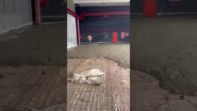 Укладка промышленных полов вибро рейка #стройка #строительство #москва #shorts смотреть онлайн
