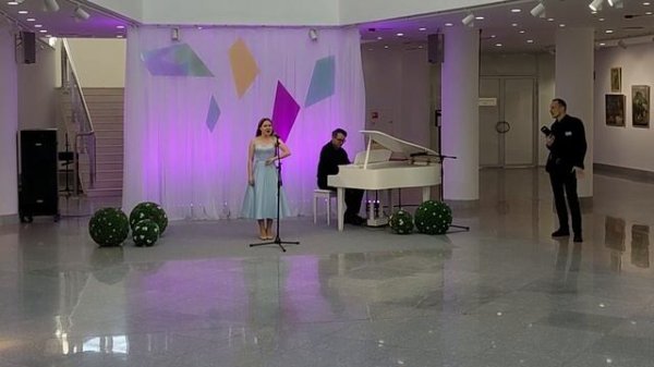 Алена Апушкина, концертмейстер Александр Алешинский - Гурилев "Отвернитесь, не глядите"