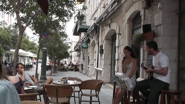 Dana Herz & Guy Moses in duet at Mendelsohn cafe . смотреть онлайн