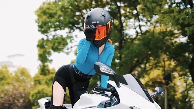 Gille GTS Solid Matte Black with Iridium Visor | Premium Motorcycle Helmet смотреть онлайн