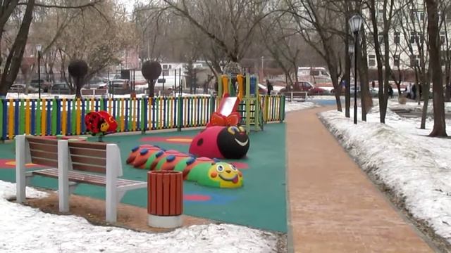 Блаугоустроенный двор по адресу: ул. Затонная, д.13, корп.2 смотреть онлайн