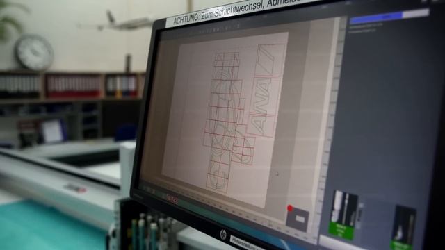 ANA's first A380 - Painting Process смотреть онлайн