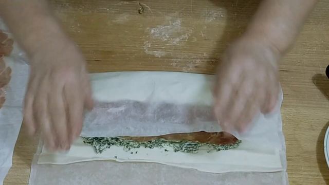 rotolo di pasta sfoglia farcito di ricotta spinaci prosciutto crudo e formaggio asiago смотреть онлайн