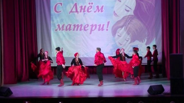 Народный танцевальный коллектив "Красивомечье" - "Цыганский танец" смотреть онлайн