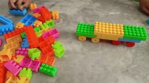 Собираем автобус из деталей лего! Играем вместе с детками! Блоки LEGO Для детей!  Игры для детей #as