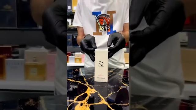 🫦 Giorgio Armani Sì Fiori смотреть онлайн