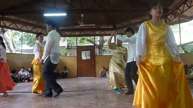 POLKA SA NAYON Philippine Folk Dance смотреть онлайн