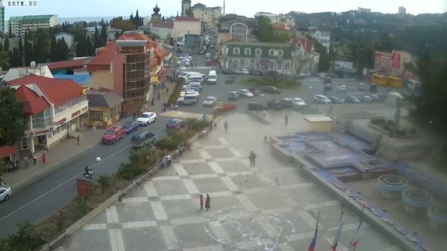 Вебкамера "Площадь Советская". Запись 05.10.2016 16:00:16 смотреть онлайн