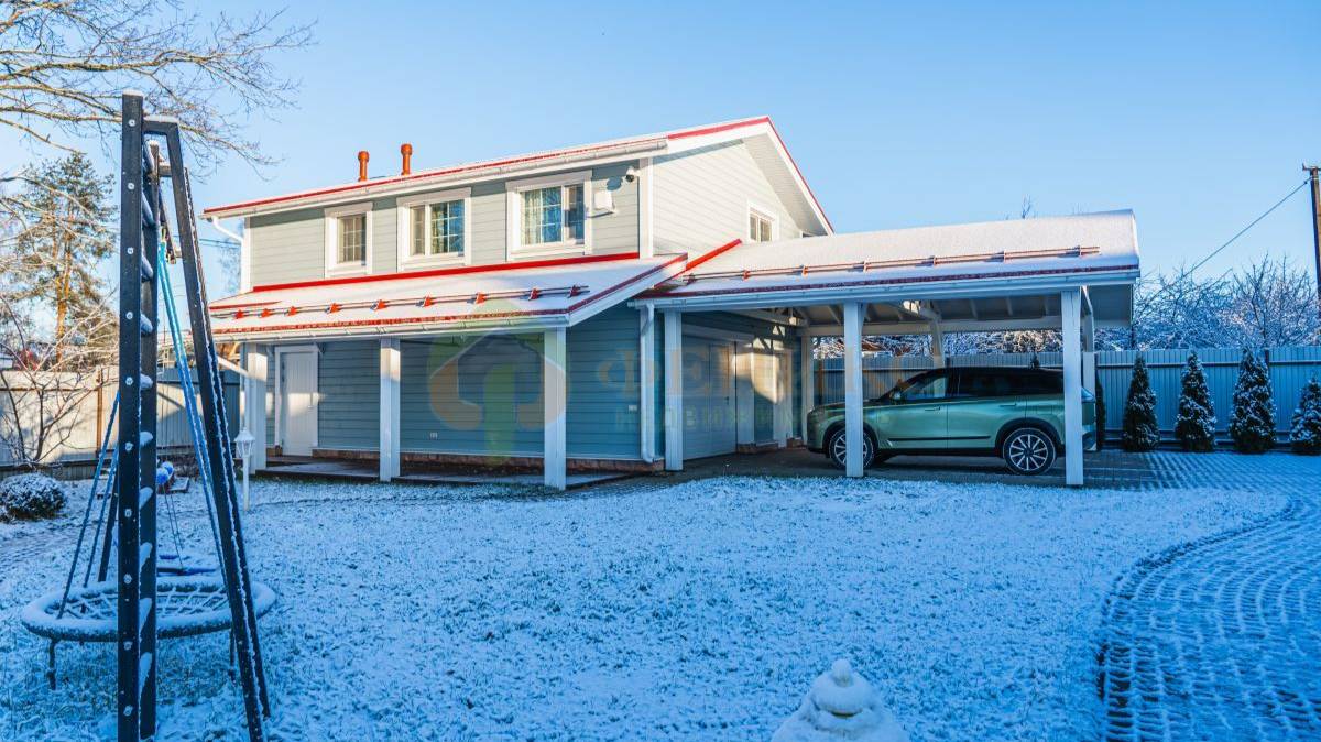 Дом во Всеволожске. Гараж и Навес для техники! смотреть онлайн