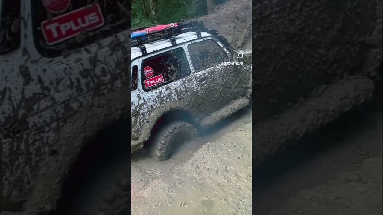 Нива в глубокой грязи и колее! Минус задний редуктор 33 колеса все блокировки! #skrdoffroad #offroad смотреть онлайн