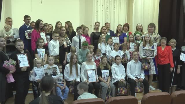 Районный фестиваль многодетных семей «Созвездие Семья» смотреть онлайн