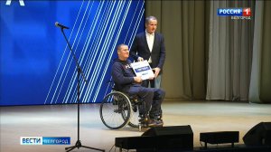 Вячеслав Гладков наградил победителей проекта "Новые возможности"