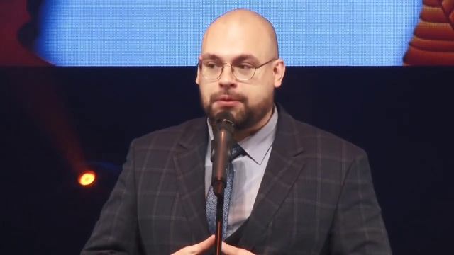 Роман Дорохин - обращение к участникам гала-концерта фестиваля «Осеннее очарование». смотреть онлайн