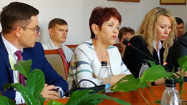 Наталья Федотова о качестве подачи информации для населения Минусинска. Горсовет 23.05.2019 смотреть онлайн