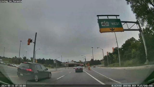 Driving on #hwy401 in Toronto смотреть онлайн
