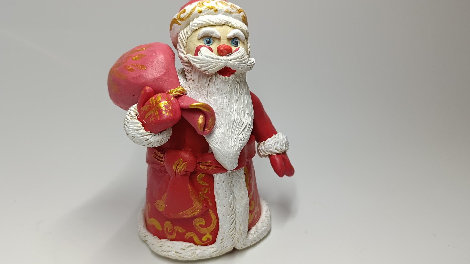 Дед Мороз из пластилина смотреть онлайн