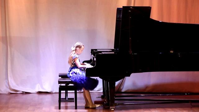 02 П. Чайковский "Пеаполитанская песенка", исп. Чиркова Елена, преп. Скопенко И.В. смотреть онлайн