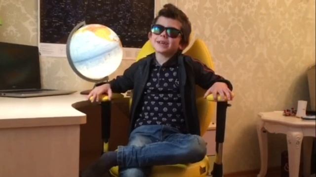 Про зеленых человечков, слонов и убежавшую собачку