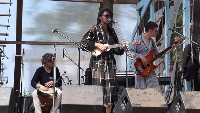 (00066) Mezozoy / Не руби топором воду / WAFEst'2016 смотреть онлайн