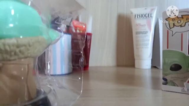 UNBOXING DO FUNKO DO BABY YODA! смотреть онлайн