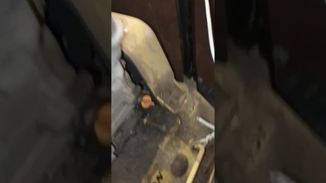 Гастарбайтеры убили виброплиту #своимируками #ремонт #инструмент #сделайсам #самоделки смотреть онлайн