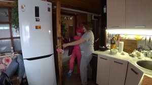 Понаехавшие  / Томаты будут жить в парнике / Советую рецепт . Проверено ! 4 апреля 2022 г.