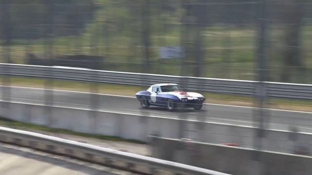 The 1965 Corvette C2 Stingray's Unforgettable Speed and Sounds#automobile #corvette смотреть онлайн