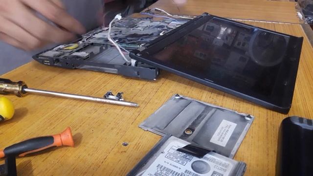 Lenovo ThinkPad X230 / X220 Disassembly / FAN Cleaning