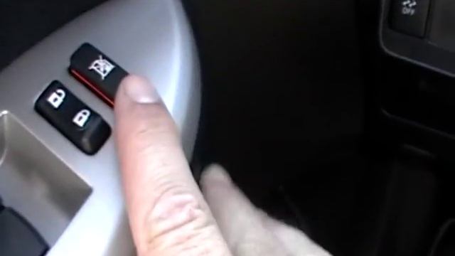 2013 TOYOTA COROLLA S REVIEW ALLOYS 34 MPG REAR SPOILER FOG LIGHTS WWW NHCARMAN COM смотреть онлайн