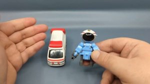Chuck's Reviews Takara Tomy Job Braver Police Braver and Medi Braver