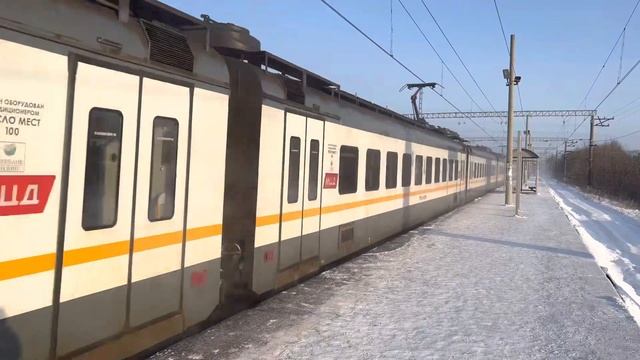 Электропоезд ЭП2Д 0073. Дубна - Москва. Платформа Орудьево. 06.01.2023. смотреть онлайн
