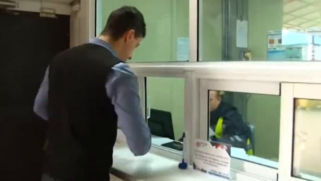 Воспользоваться услугами терминала самообслуживания могут клиенты "Флагман Амур" в ЕАО смотреть онлайн