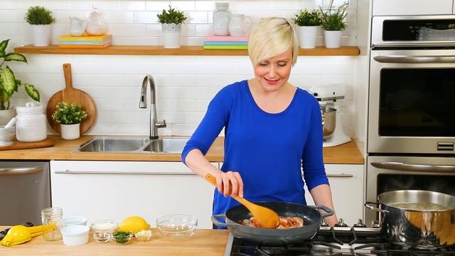 Shrimp Scampi Pasta | 15 Minute Dinner Recipe | Quick + Easy + Delicious смотреть онлайн