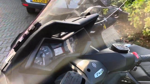 Yamaha TMAX 2013 VS 2016 T-MAX смотреть онлайн