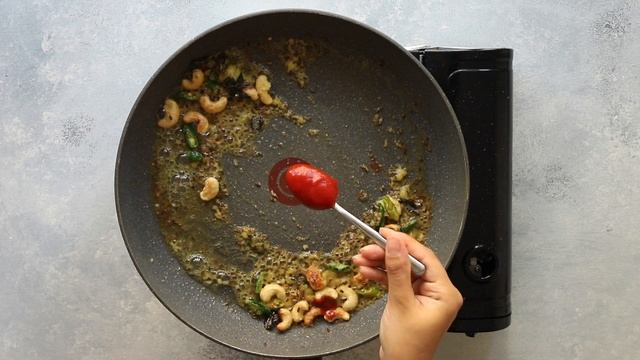 How to make the best Potato Curry of your life | Gujarati Bateta nu Shaak смотреть онлайн