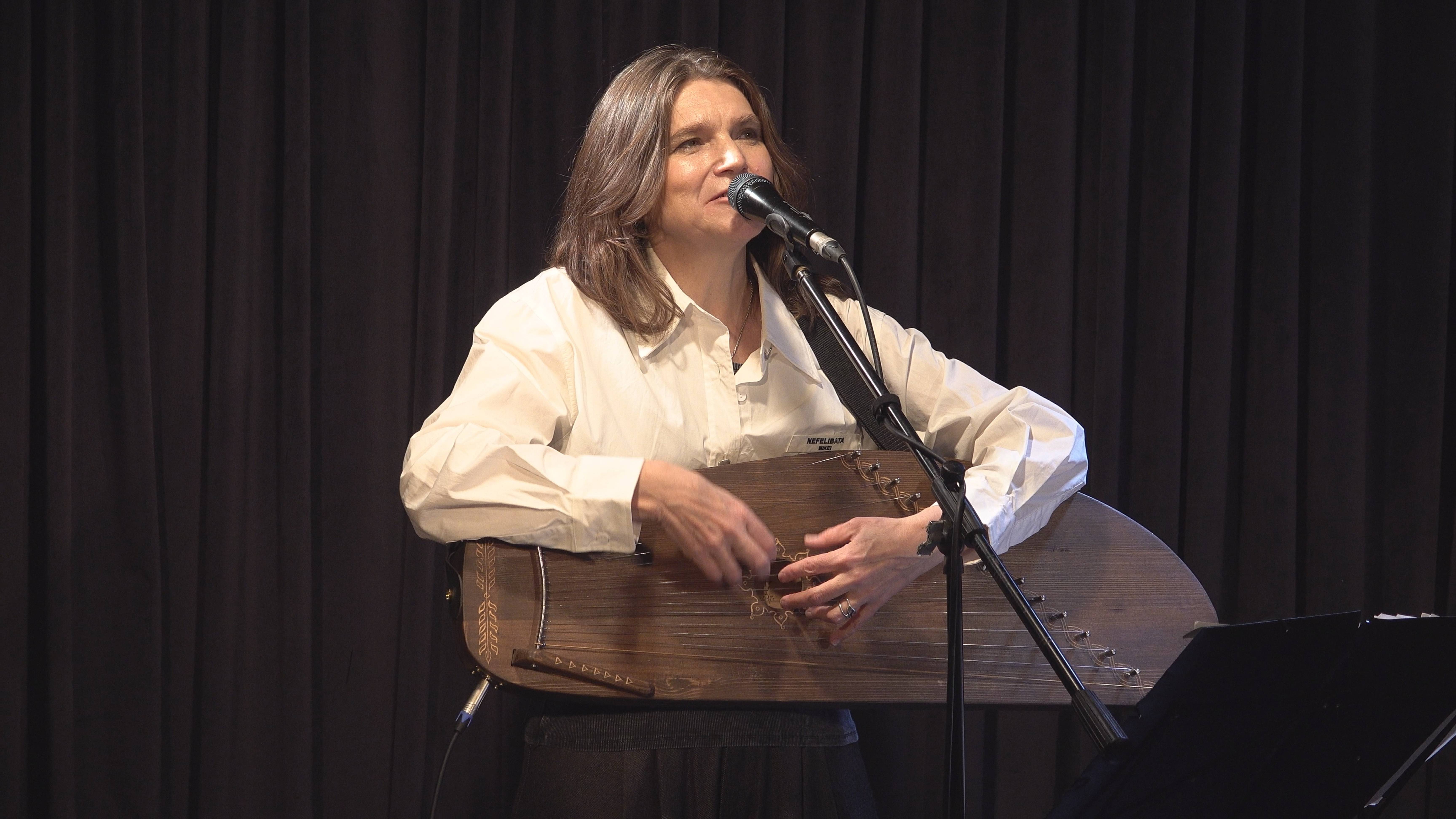 Елена Фролова. Программа "Ефросинья дура", часть 2 (из 2) смотреть онлайн