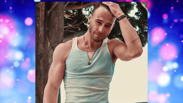 Kerem Bursin made everything clear about his partner! смотреть онлайн