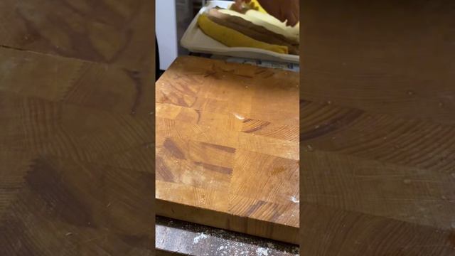 Праздничная выпечка. Рулет с тремя начинками. Румынский Праздничный Козонак. Cozonac смотреть онлайн